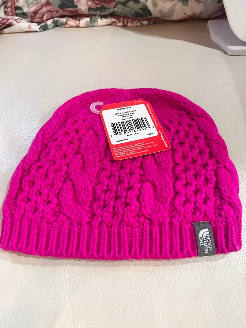 The North Face Hot Pink Cable-Knit Hat, Scarf & Mittens Set